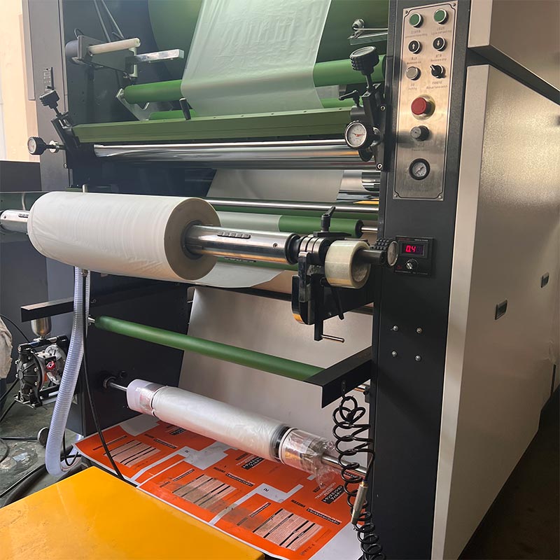 Машина для холодного та гарячого ламінування FHS-1050/1300